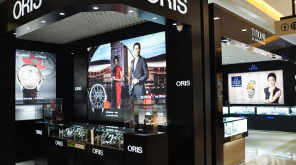  西夏萬達百貨巍雅斯名表城隆重開業(yè)，全新亮相